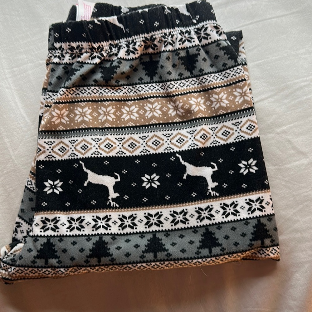 Women’s Christmas leggings medium (7-9) brown & black reindeer, snowflakes